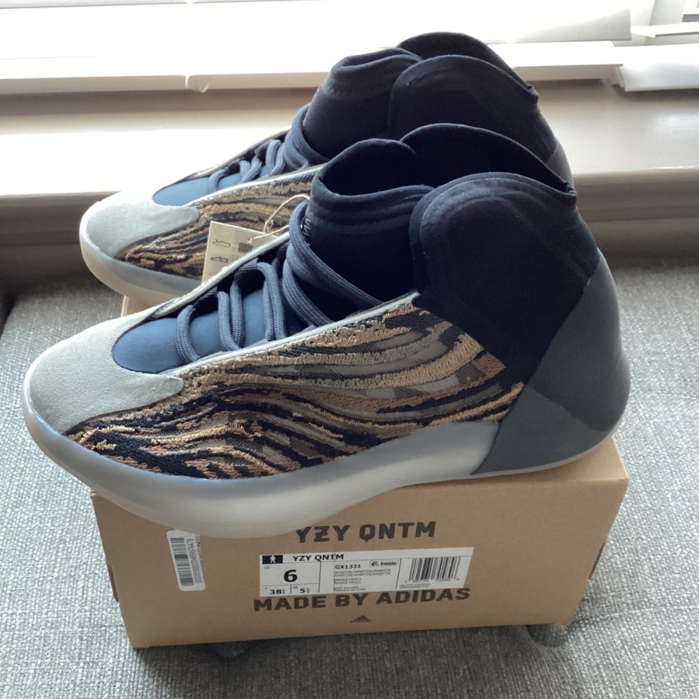 adidas Yeezy Quantum Amber Tint Sneaker - Picture 16 of 16